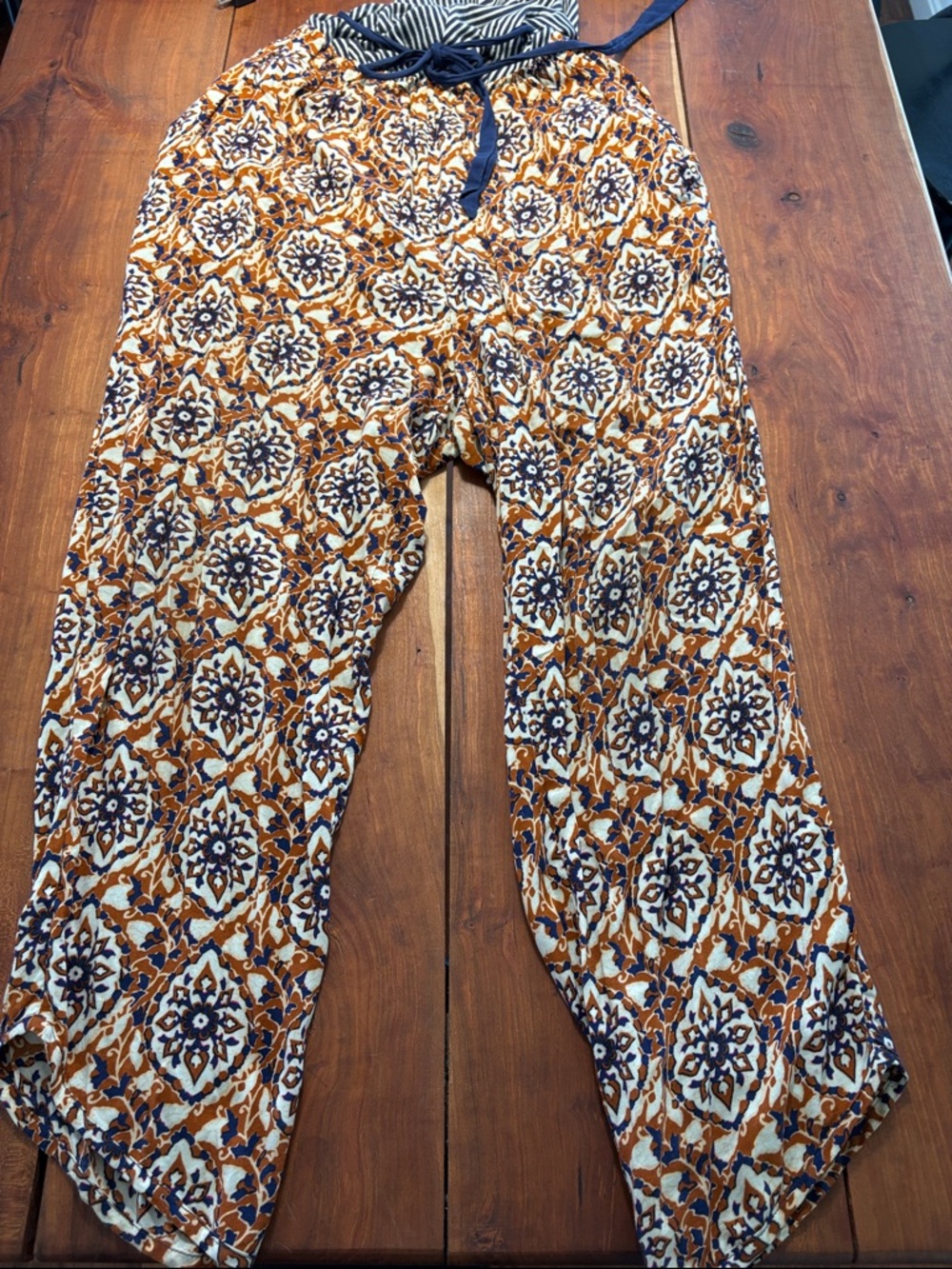 Anthropologie Lilka Striped & Print Jumpsuit Blue V-Neck Sleeveless Size Large - Picture 3 of 6